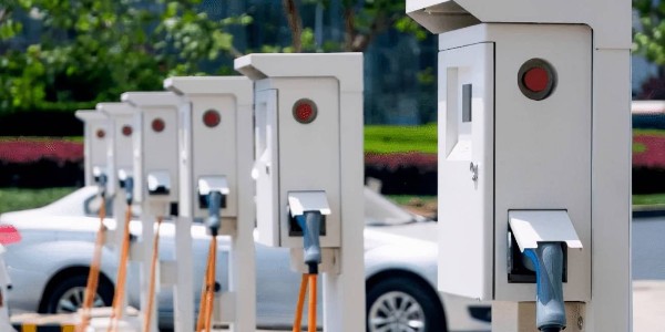 中國充電聯盟：6月公共充電樁同比增長40.6%
